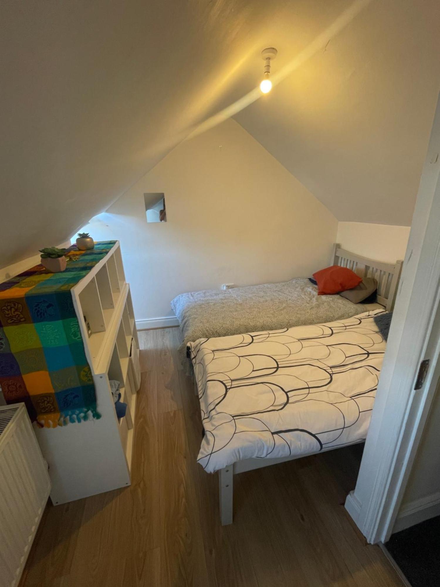 House Bed & Breakfast *